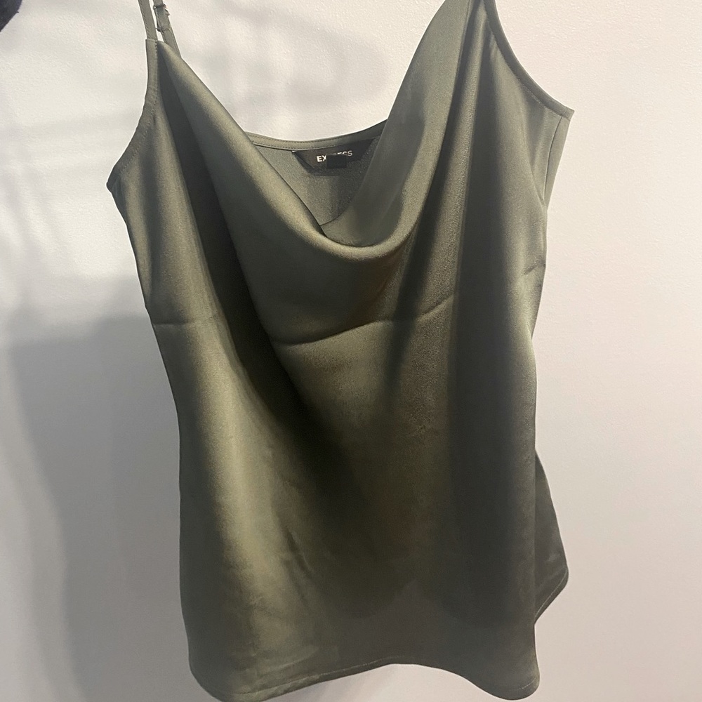 Express green cami